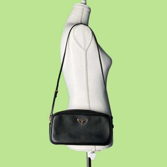 Prada Black Leather Shoulder Bag - Picture 3 of 7